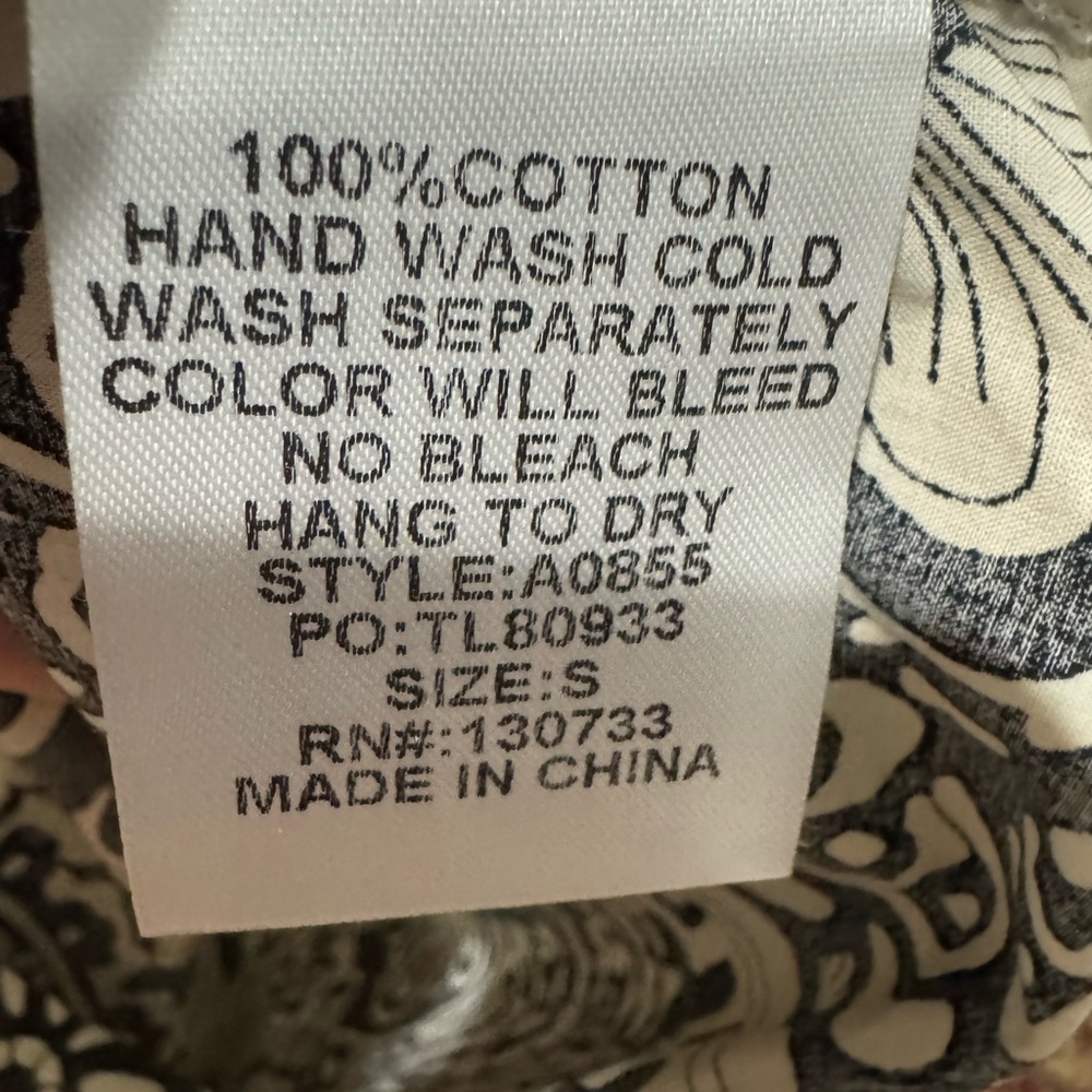 UMGEE- Size Small ๐ฏ Cotton dress. NWT Darling dress is a year around staple! - Picture 7 of 9